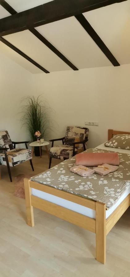 Naid Apartmani Kulen Vakuf Kültér fotó
